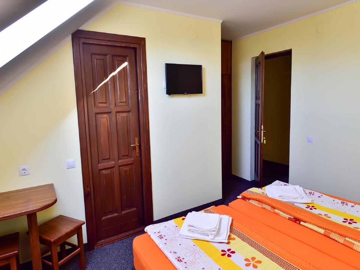 Gyongyvirag Panzio Bed & Breakfast Turia Dış mekan fotoğraf